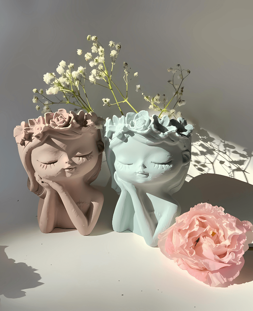 Quirky Queen Vases (Set of 2) - Momabatti